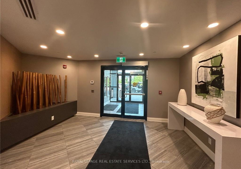 128-grovewood-common-oakville-ontario-w13139936