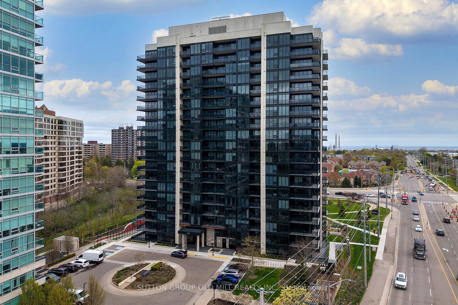 1035-southdown-road-mississauga-ontario-w13139956
