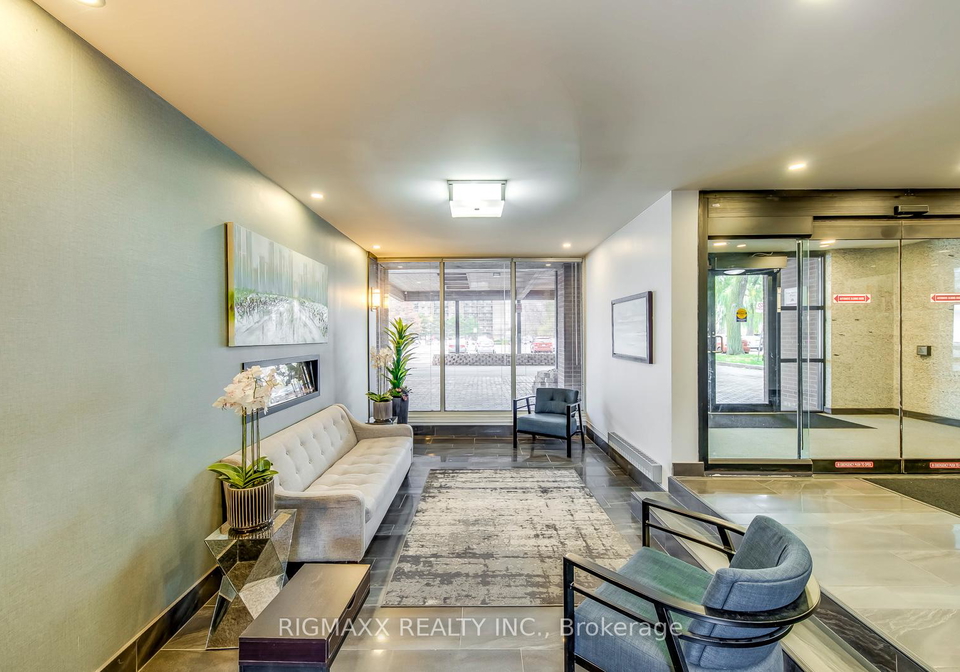 1660-bloor-street-mississauga-ontario-w13140016