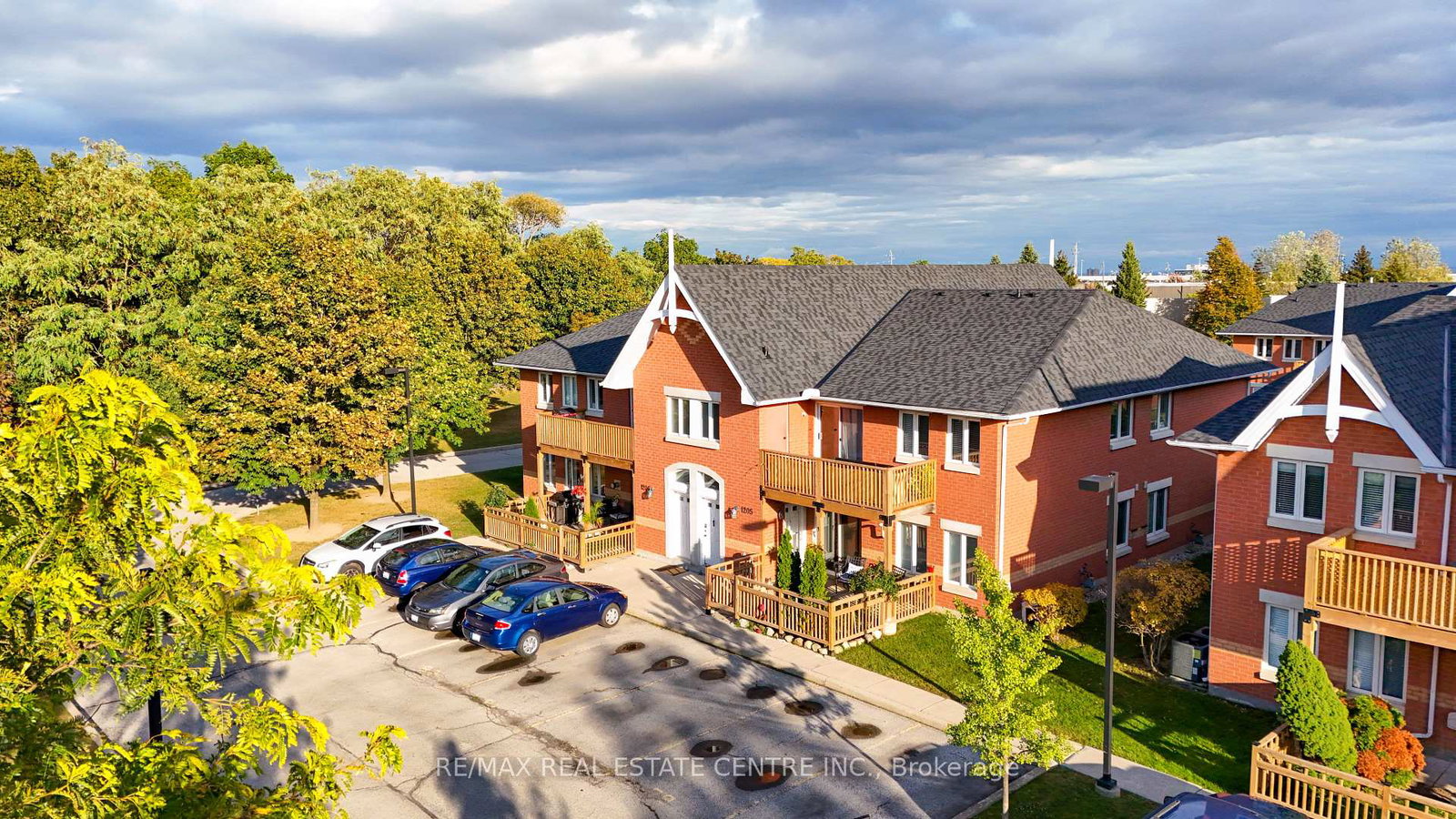 4140-foxwood-drive-burlington-ontario-w13140218