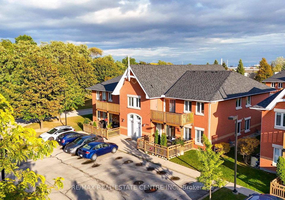 4140-foxwood-drive-burlington-ontario-w13140218