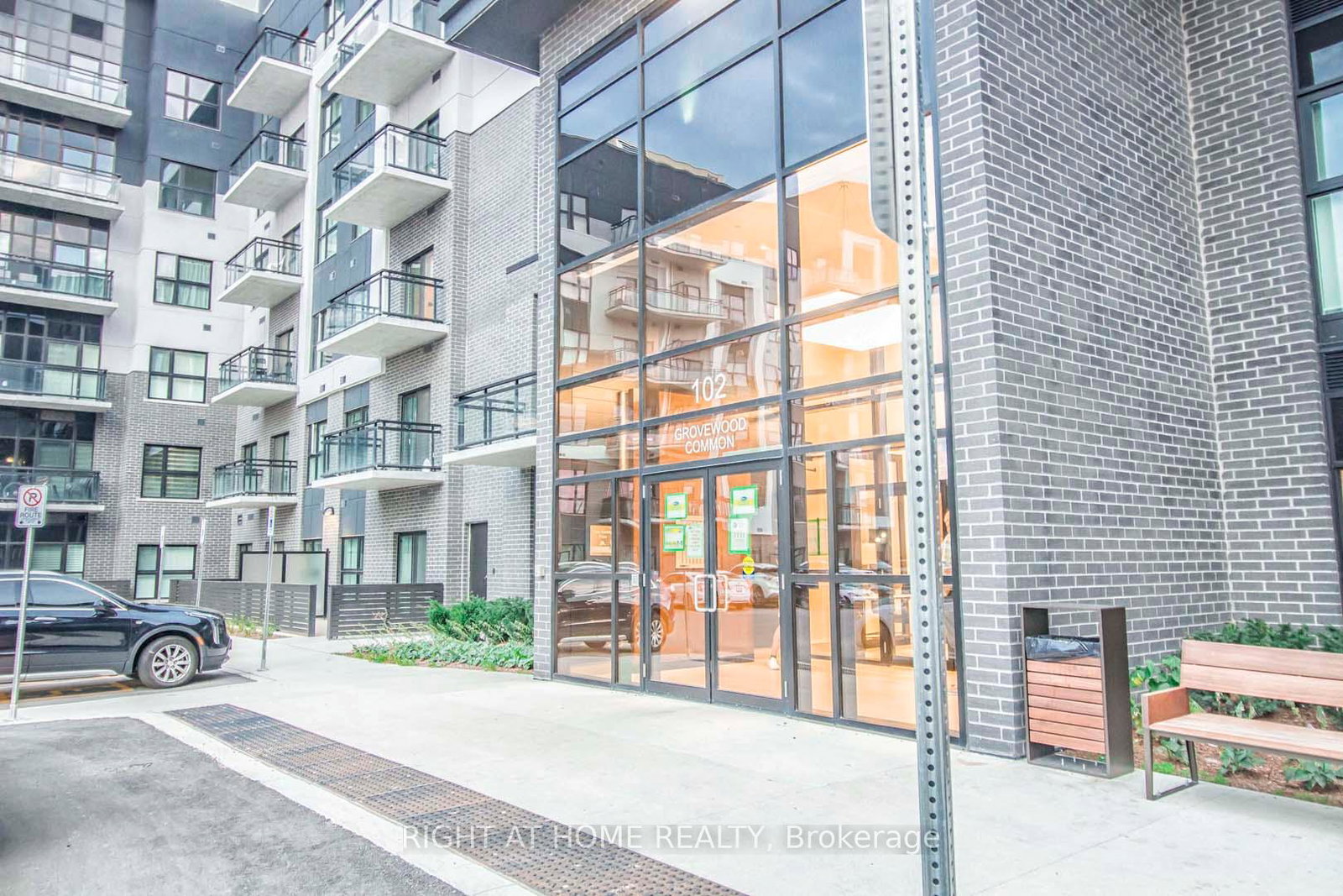 102-grovewood-common-circle-oakville-ontario-w13140308