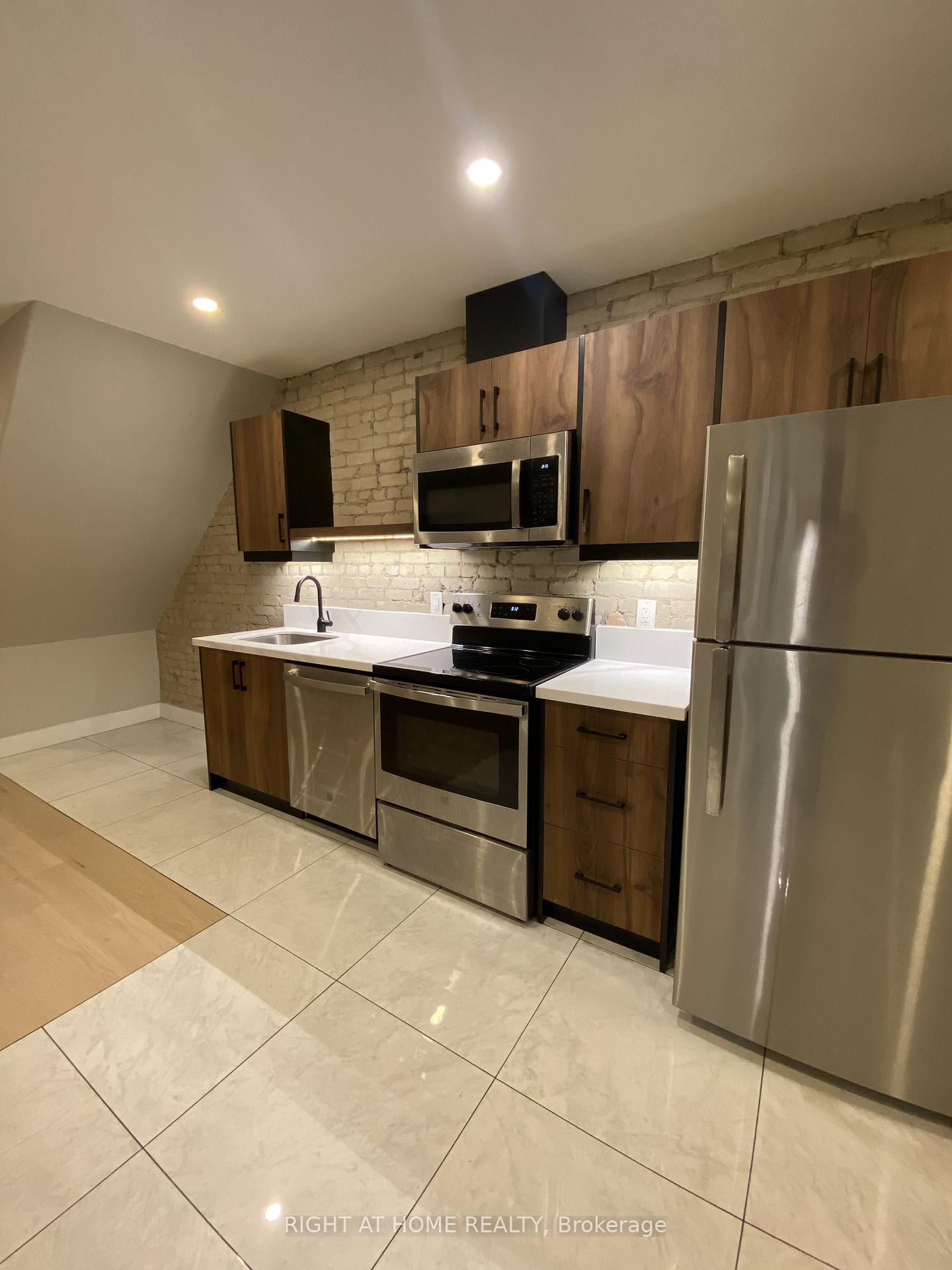 363-parkside-drive-toronto-ontario-w13140728