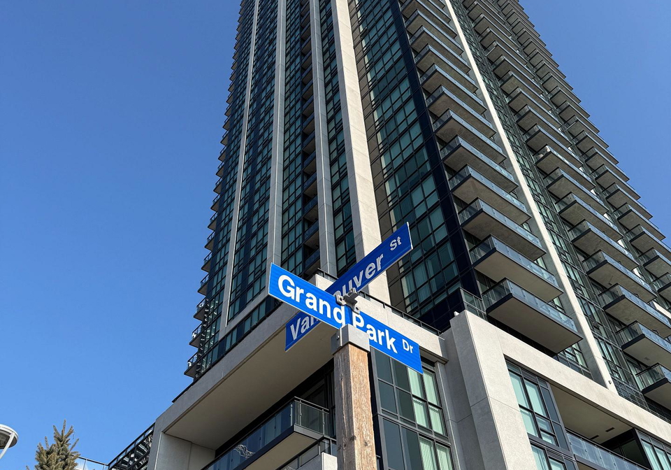 3975-grand-park-drive-mississauga-ontario-w13140764