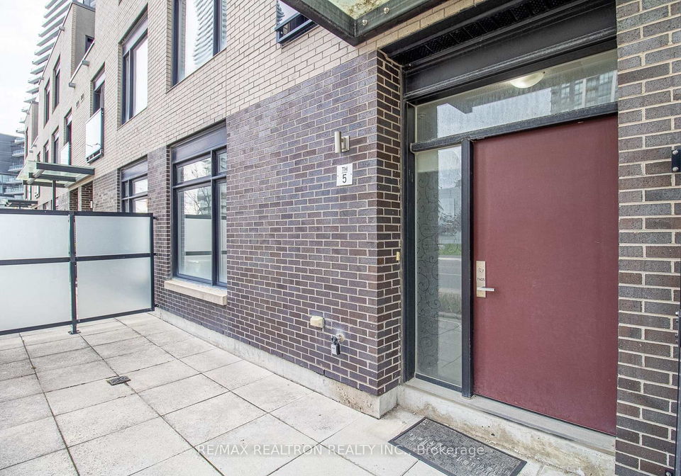 4010-parkside-village-drive-mississauga-ontario-w13140880