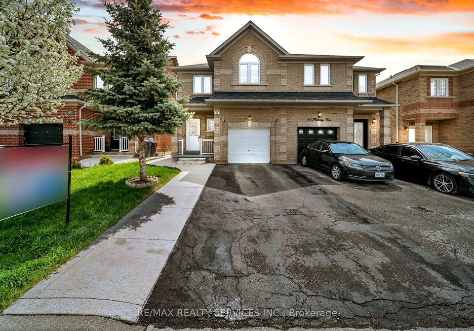82-footbridge-crescent-brampton-ontario-w13141046