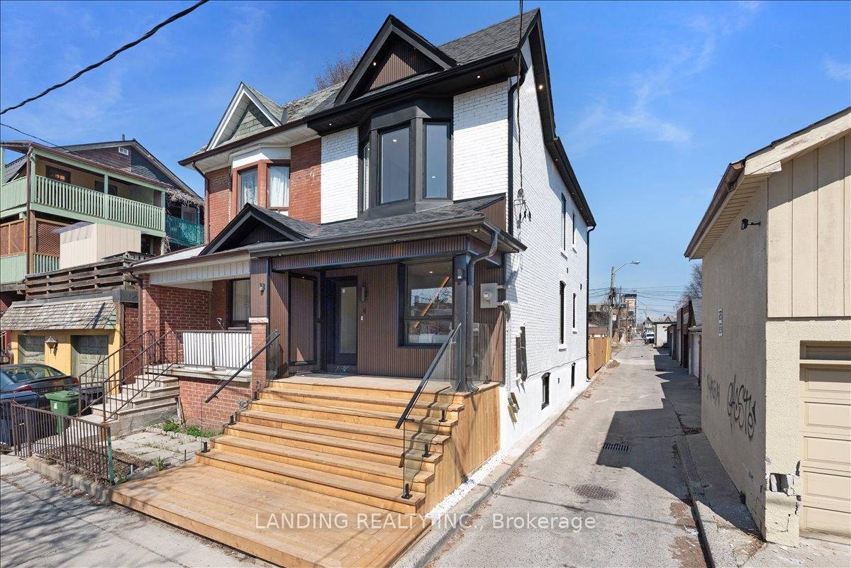 4-ernest-avenue-toronto-ontario-w13141320