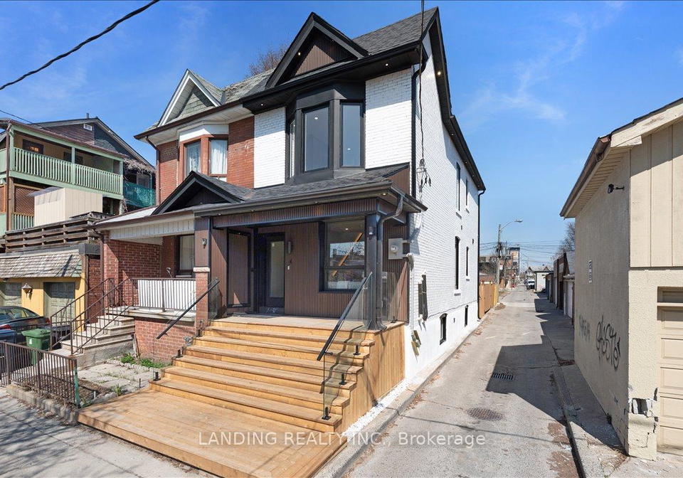 4-ernest-avenue-toronto-ontario-w13141320