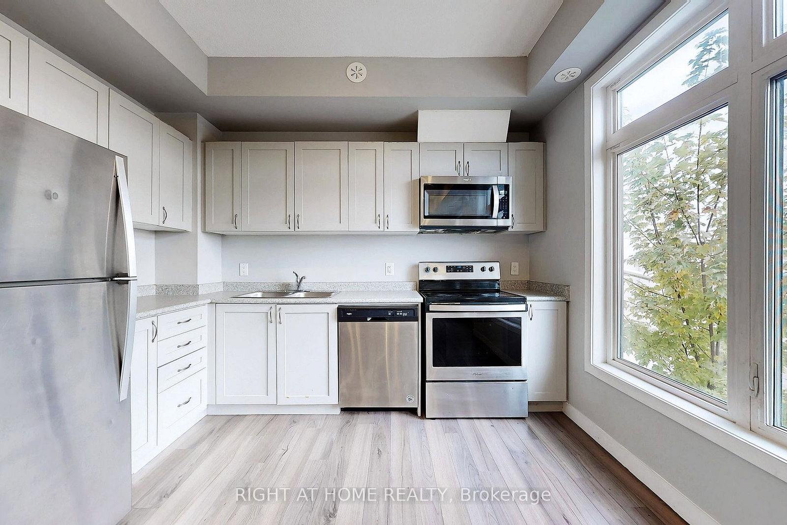 630-rogers-road-toronto-ontario-w13141618