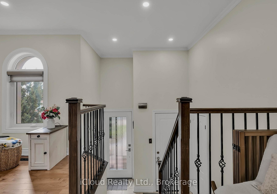 1370-pickwick-drive-mississauga-ontario-w13141704