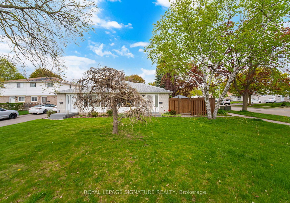 2-lambton-court-brampton-ontario-w13141946