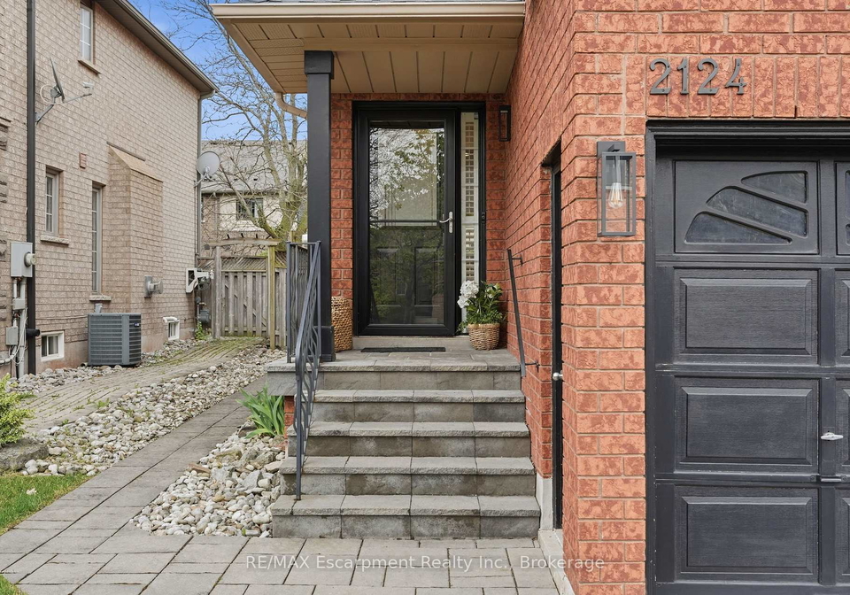 2124-glenhampton-road-oakville-ontario-w13142238