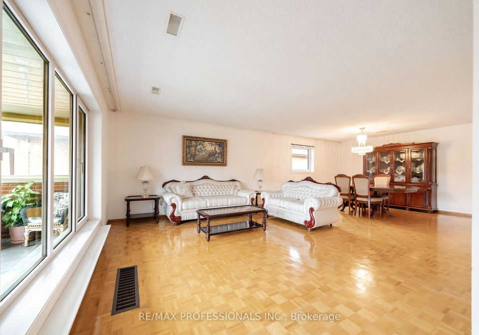 1164-kipling-avenue-etobicoke-ontario-w13142532