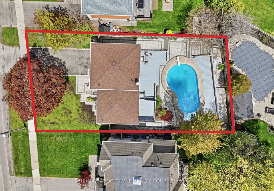 2122-bridge-road-oakville-ontario-w13142554
