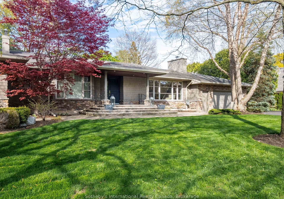 237-burgundy-drive-oakville-ontario-w13142768