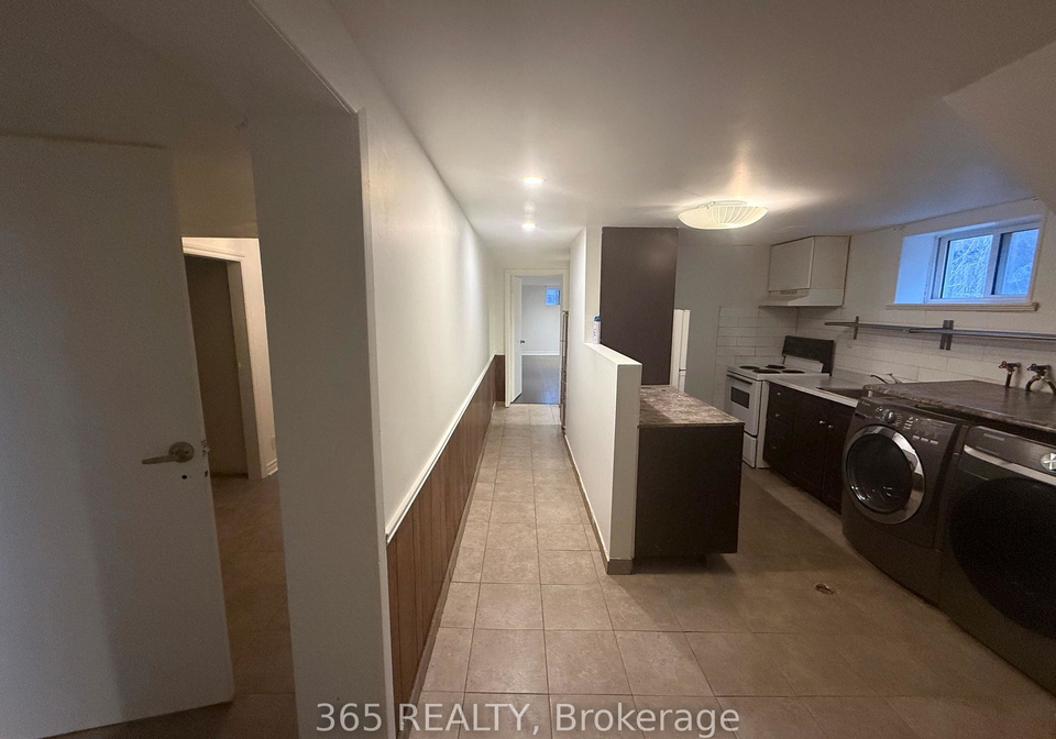 202-renforth-drive-etobicoke-ontario-w13142836