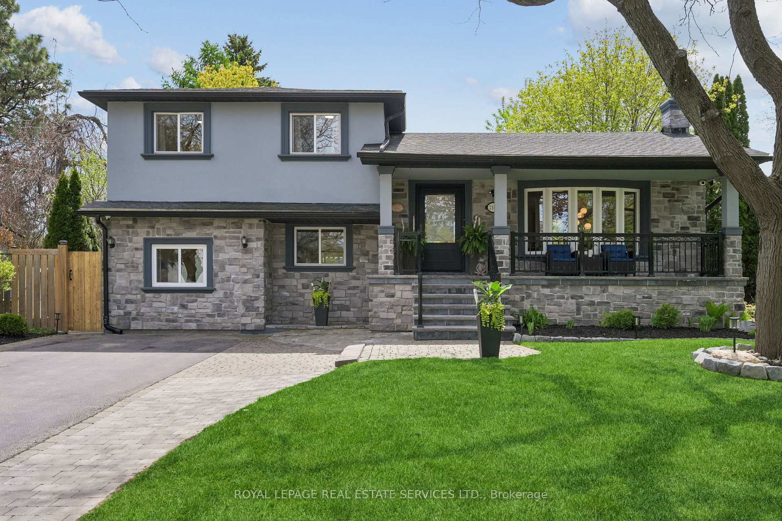 2146-hixon-street-oakville-ontario-w13142912