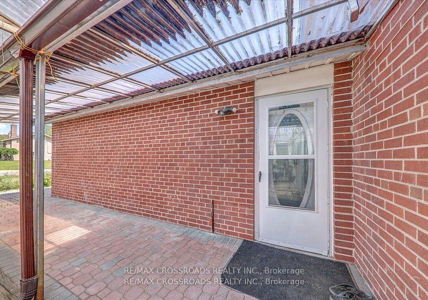 18-demarco-boulevard-north-york-ontario-w13142980