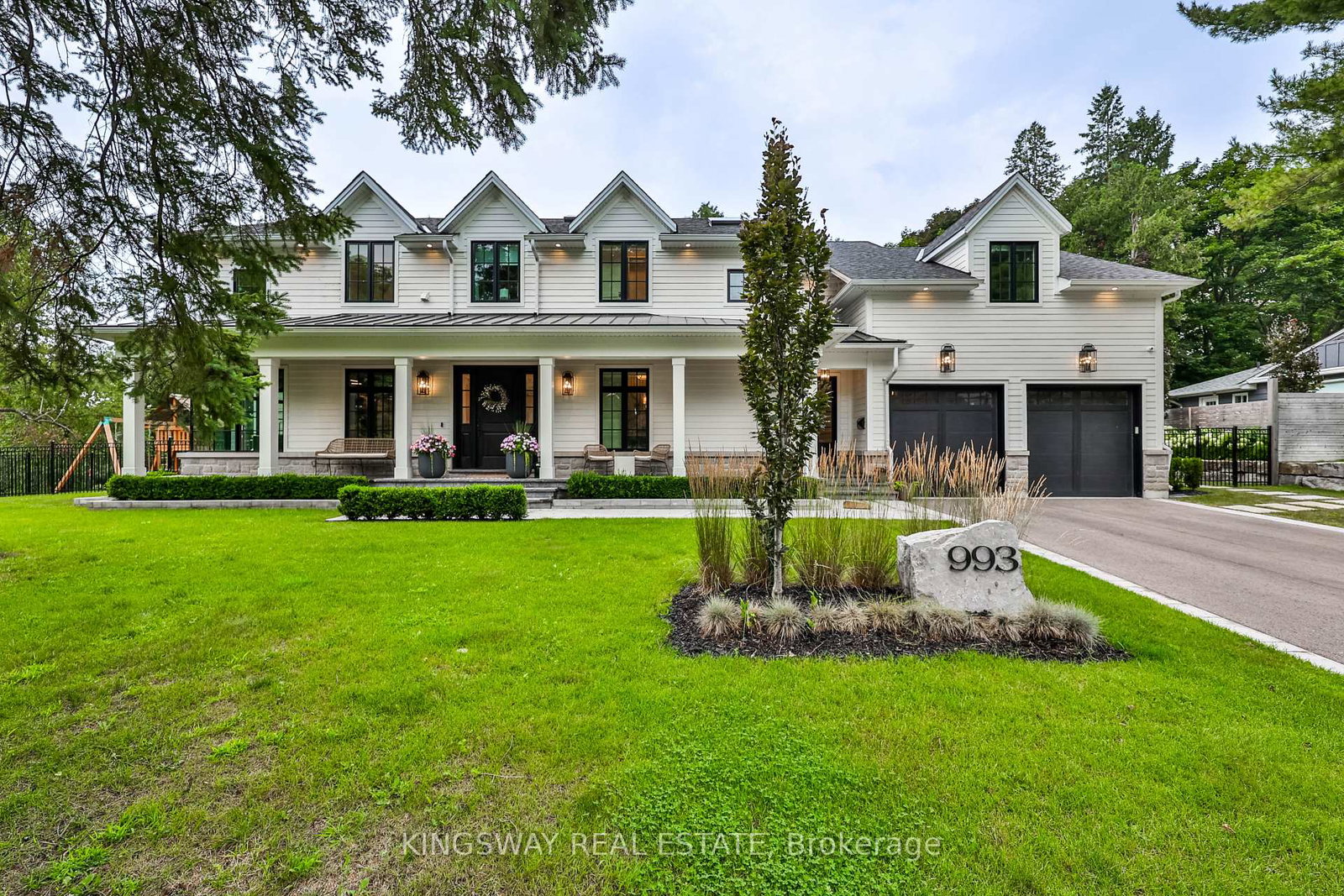 993-albertson-crescent-mississauga-ontario-w13143102