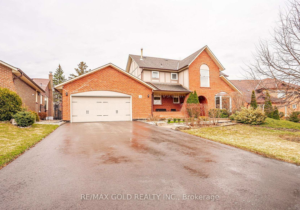 8-oldham-crescent-brampton-ontario-w13143132