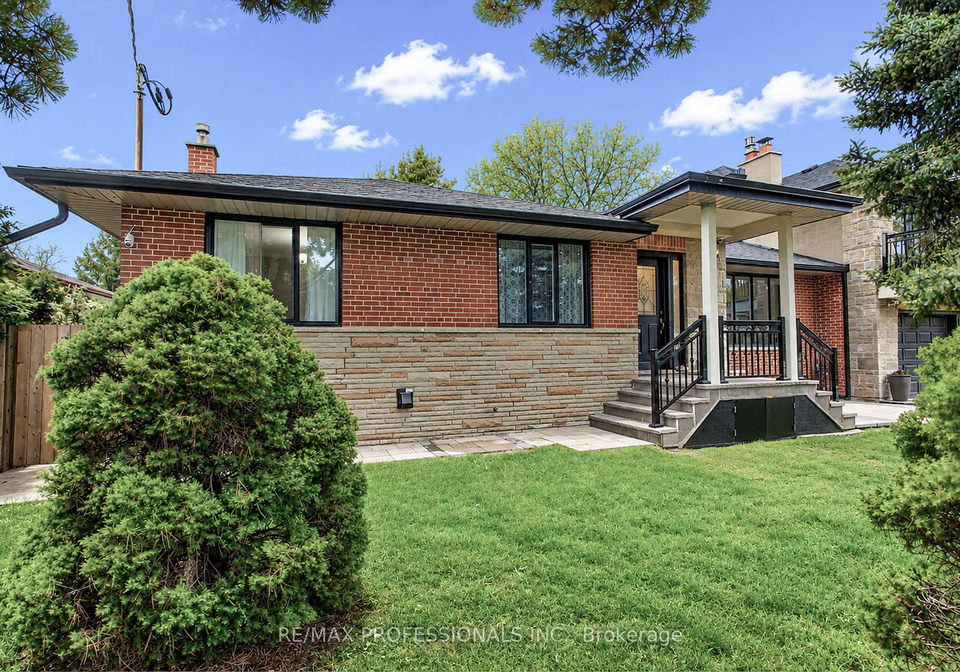 40-cowley-avenue-etobicoke-ontario-w13143314