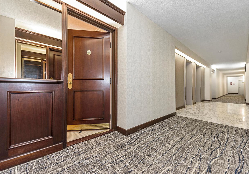1300-islington-avenue-etobicoke-ontario-w13143380