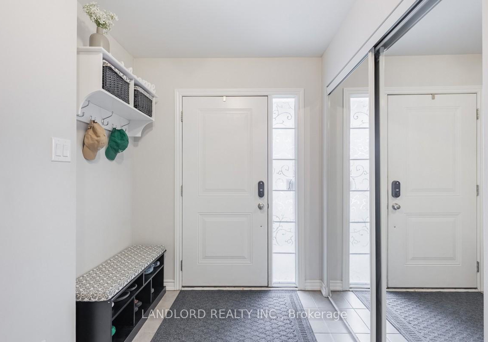 165-hampshire-way-milton-ontario-w13143526