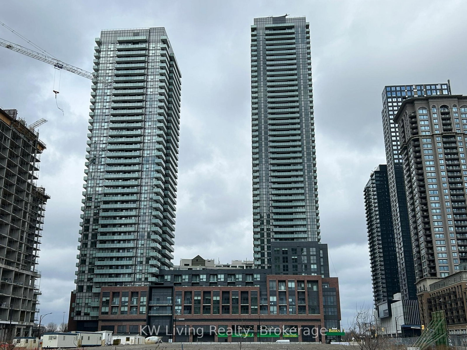 430-square-one-drive-mississauga-ontario-w13143566