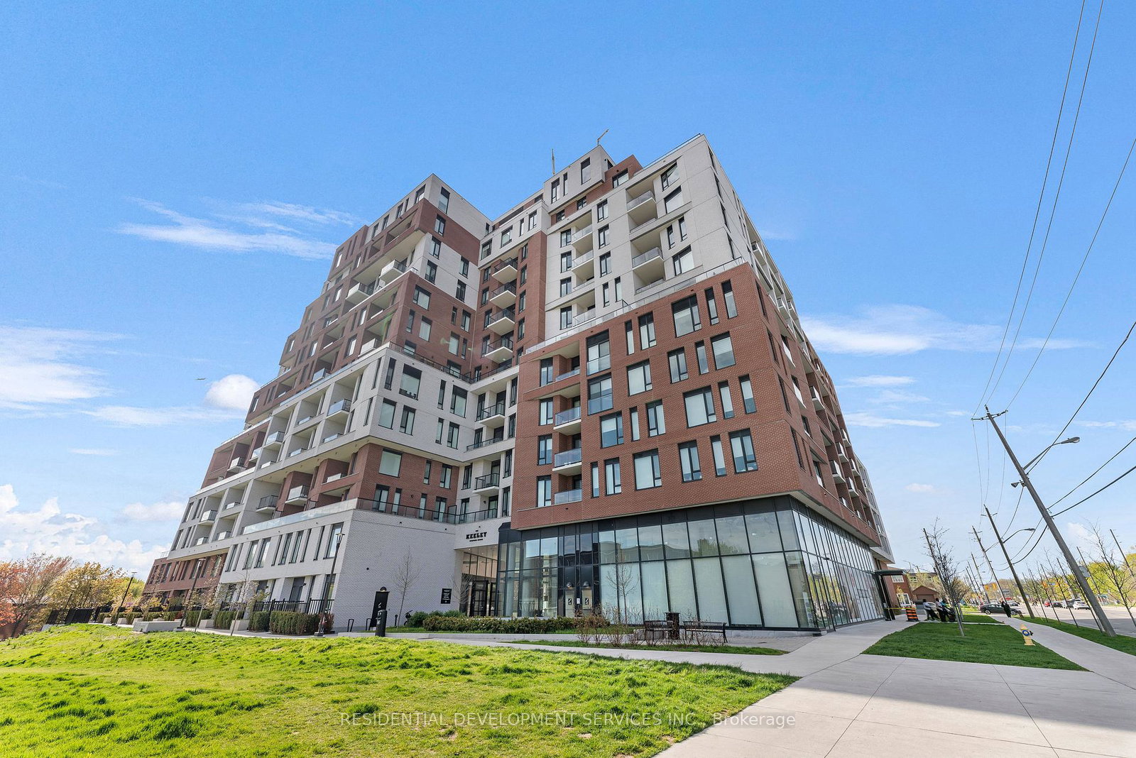 11-maryport-avenue-york-ontario-w13143610