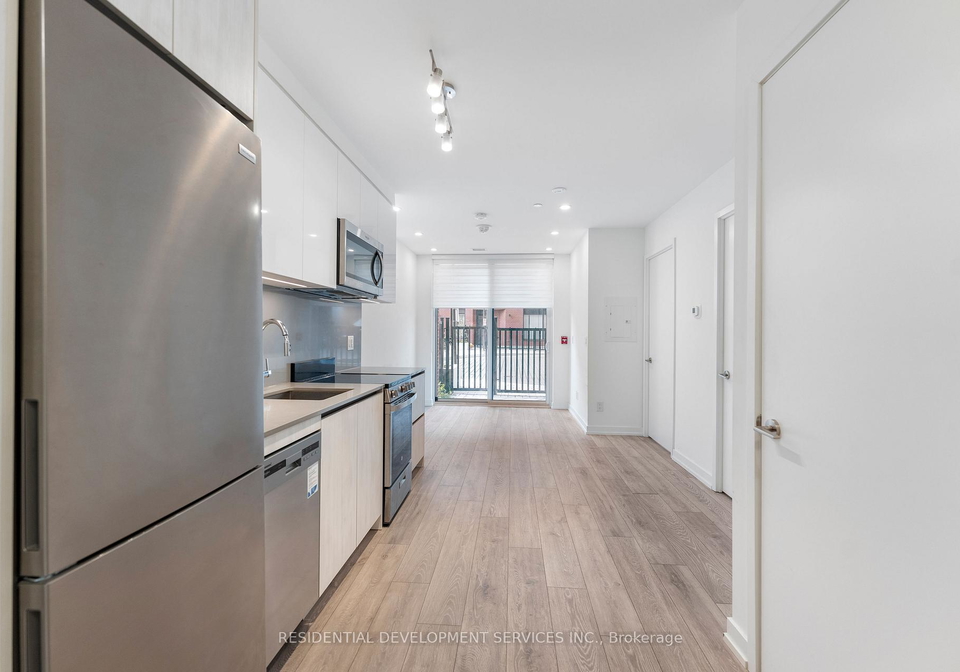 11-maryport-avenue-york-ontario-w13143610