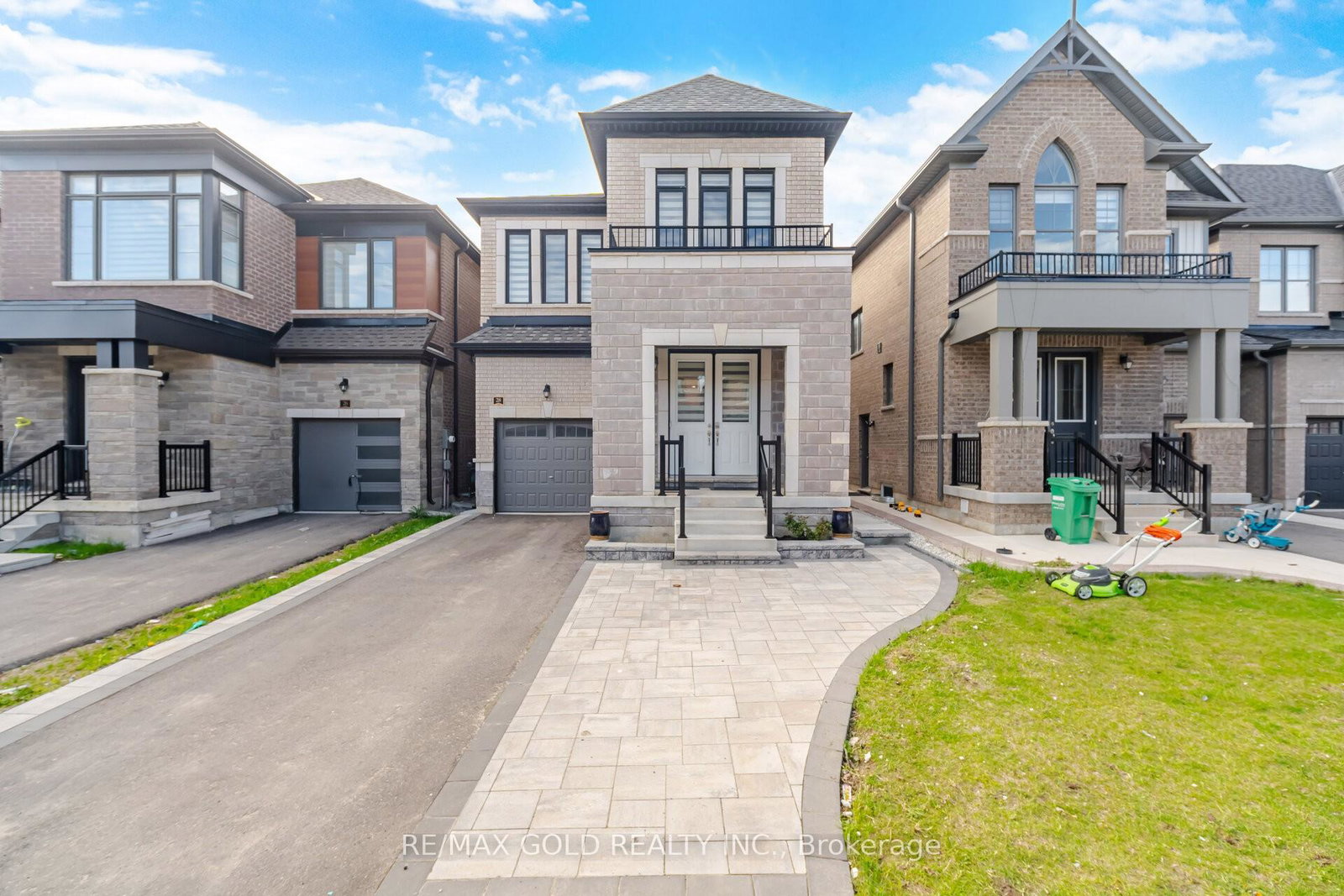 28-calabria-drive-caledon-ontario-w13143666