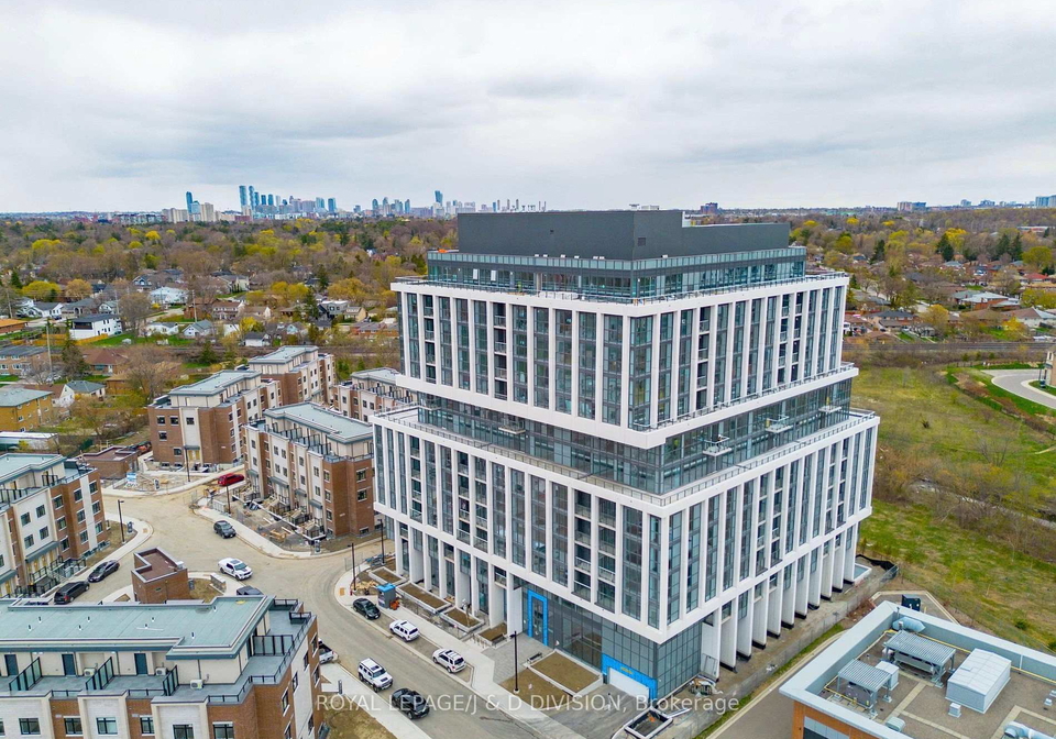 1063-douglas-mccurdy-common-mississauga-ontario-w13143672