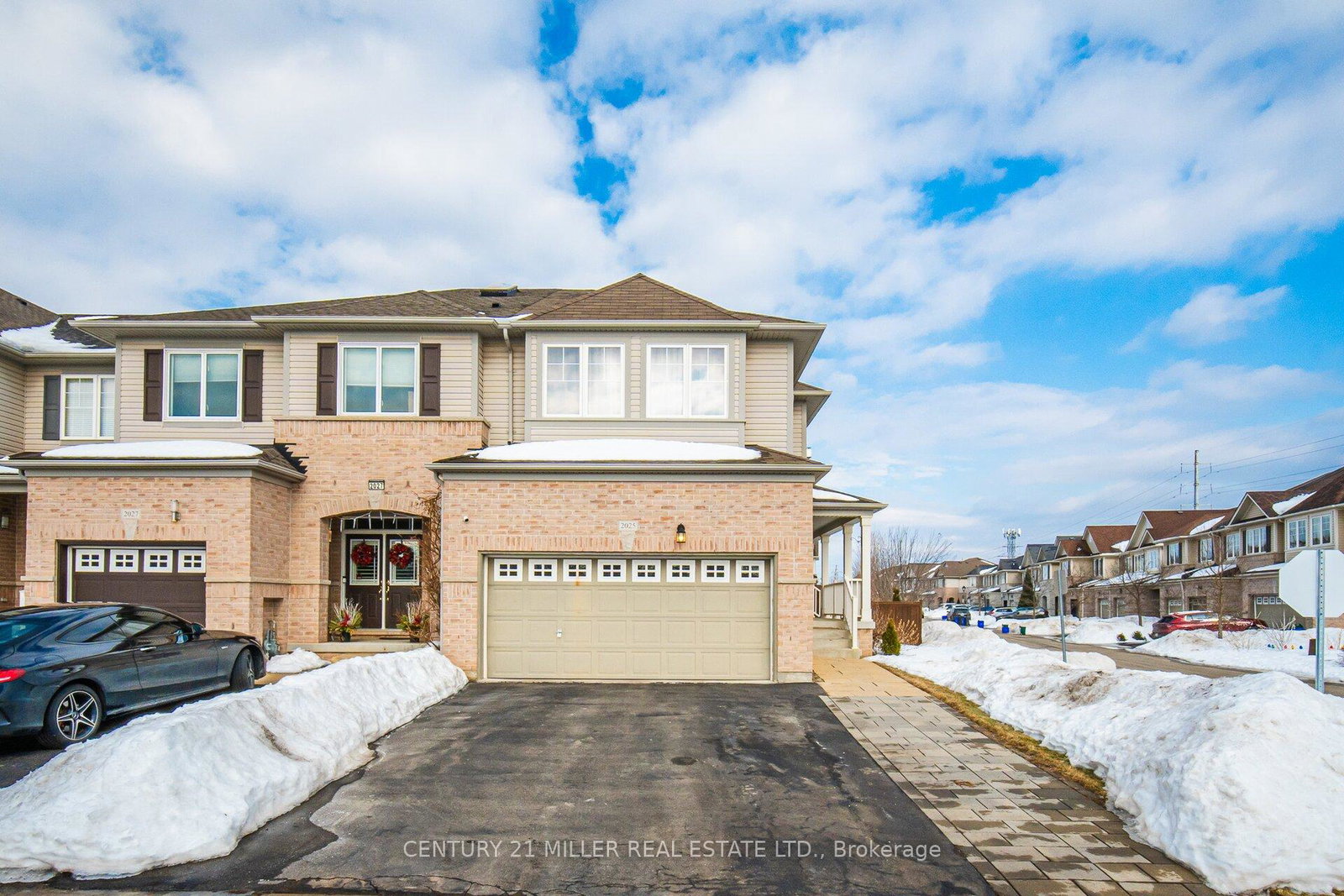 2025-trawden-way-oakville-ontario-w13143770
