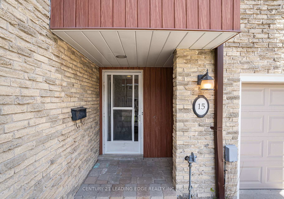 9inverhouse-drive-mississauga-ontario-w13143820