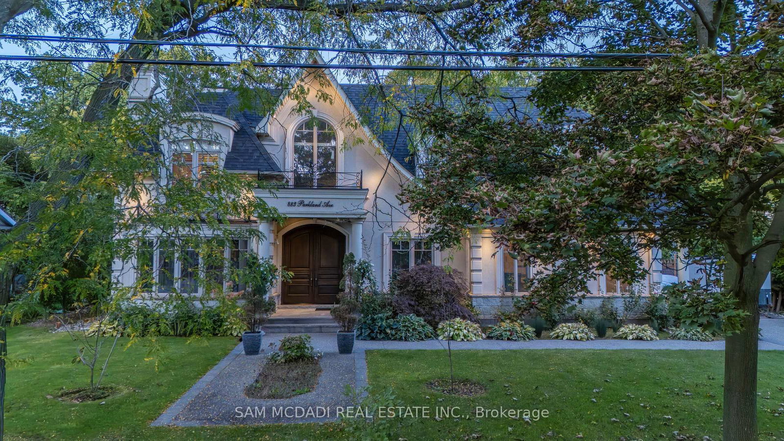 883-parkland-avenue-mississauga-ontario-w13143836
