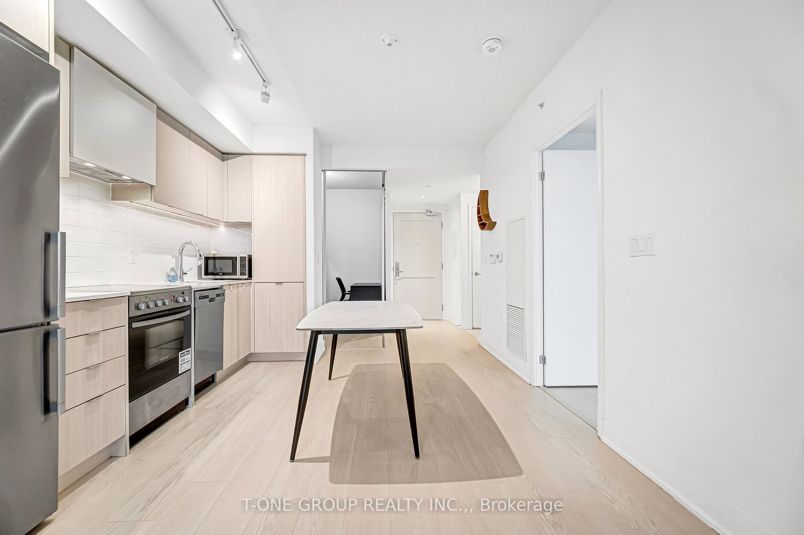 10-gibbs-road-etobicoke-ontario-w13144192