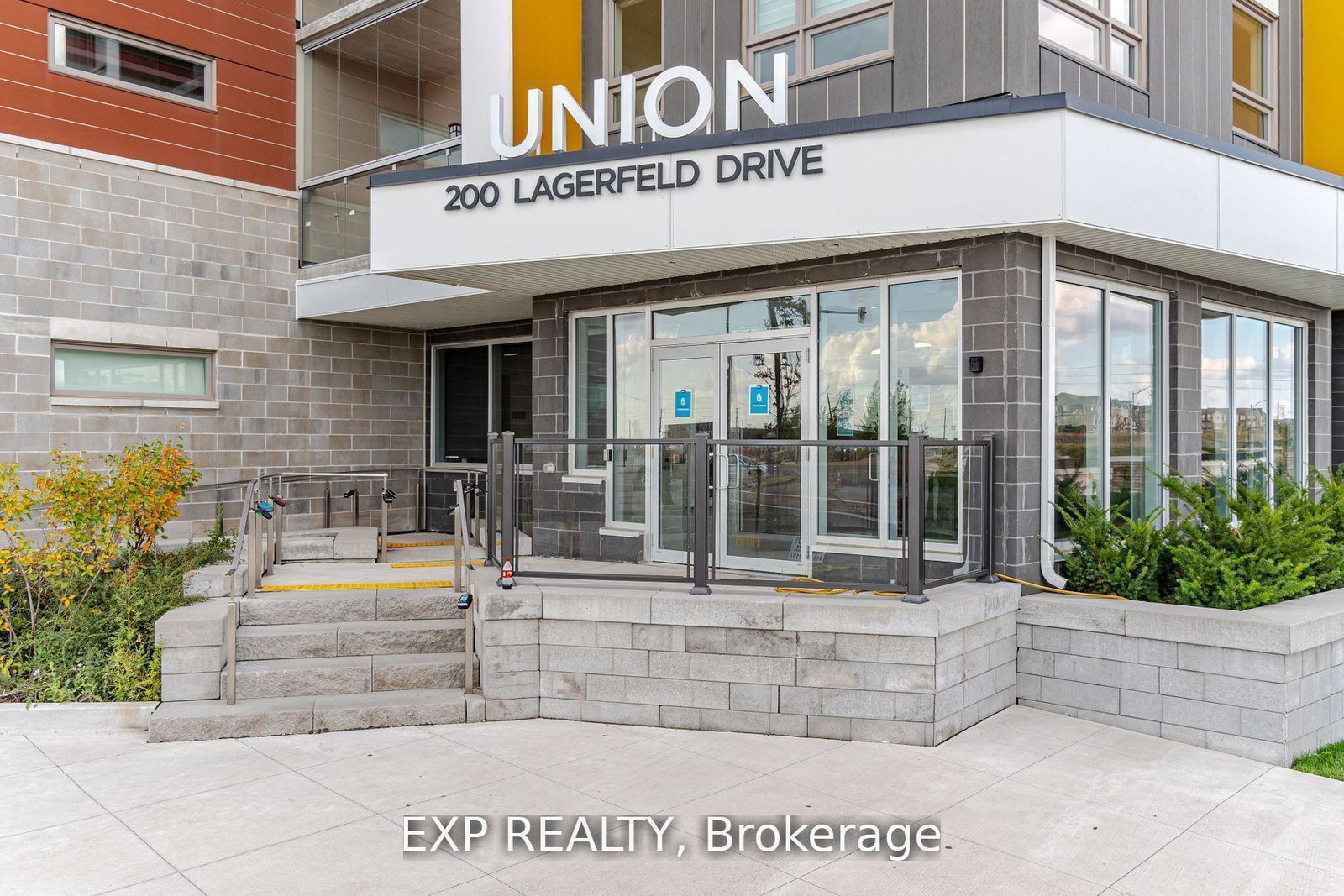 200-lagerfled-drive-brampton-ontario-w13144358