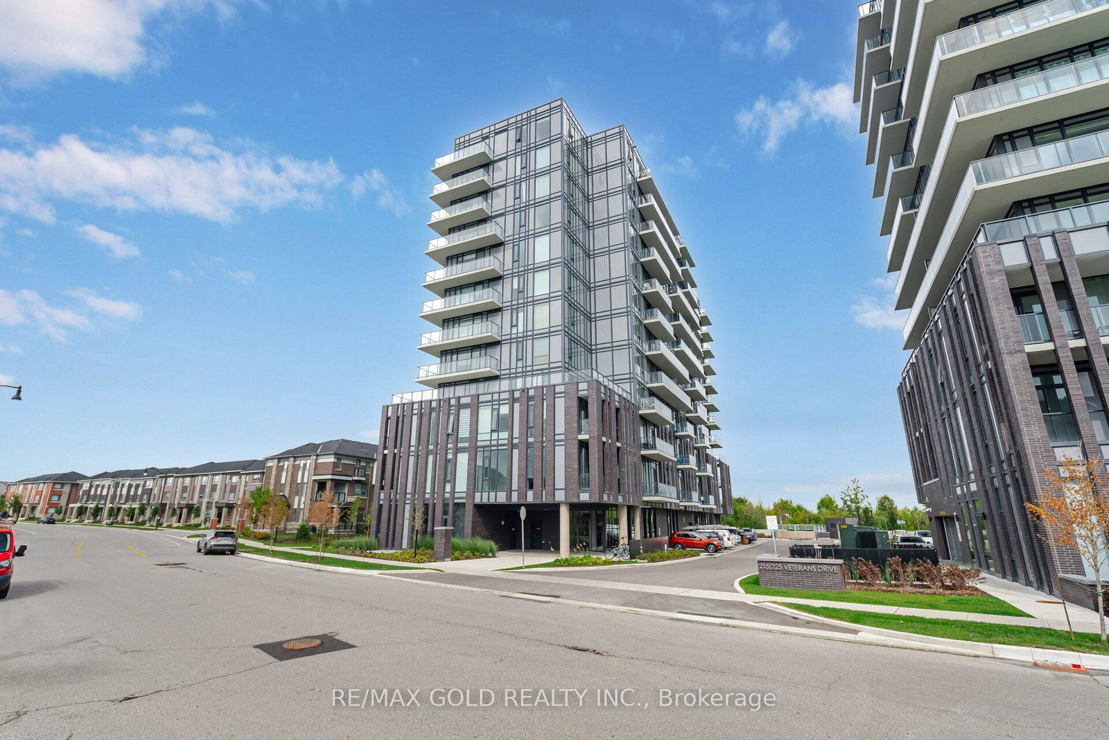 225-veterans-drive-brampton-ontario-w13144426