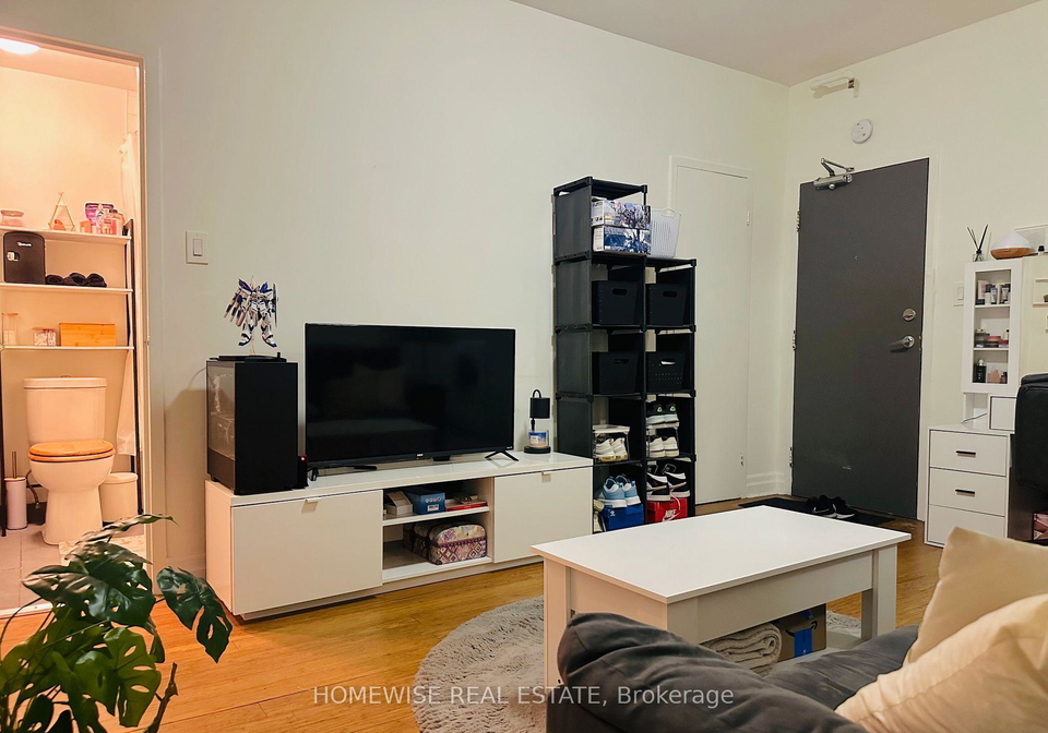 1-triller-avenue-toronto-ontario-w13144438