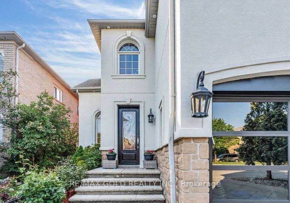 2293-woodcrest-drive-oakville-ontario-w13144662