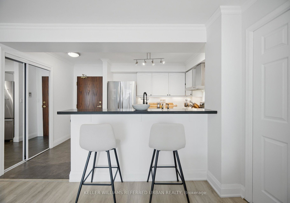 190-manitoba-street-etobicoke-ontario-w13144822