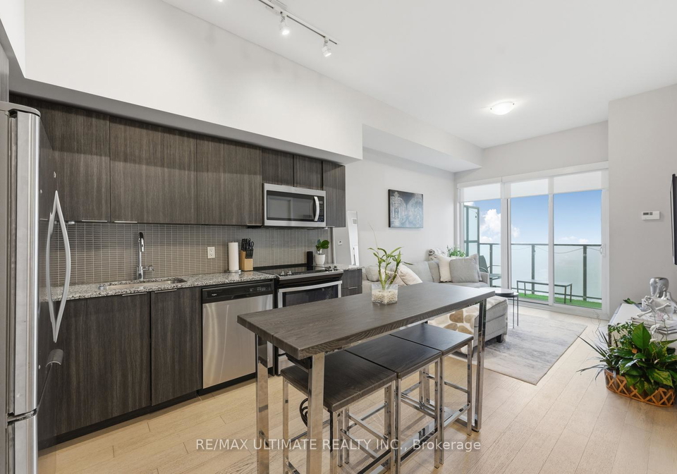 30-shore-breeze-drive-etobicoke-ontario-w13145120