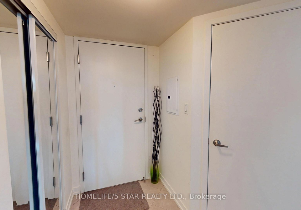 816-lansdowne-avenue-toronto-ontario-w13145128