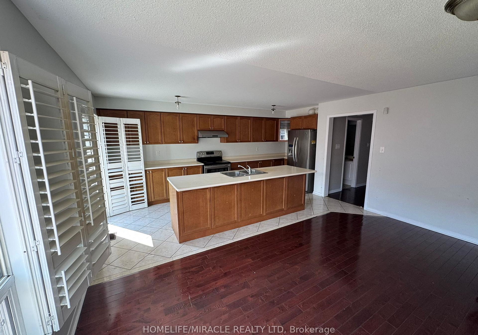 95-sleightholme-crescent-brampton-ontario-w13145192