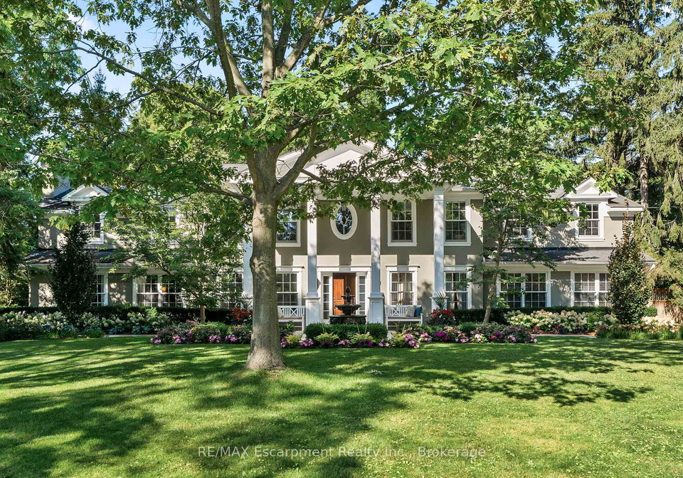 146-abbey-court-oakville-ontario-w13145310