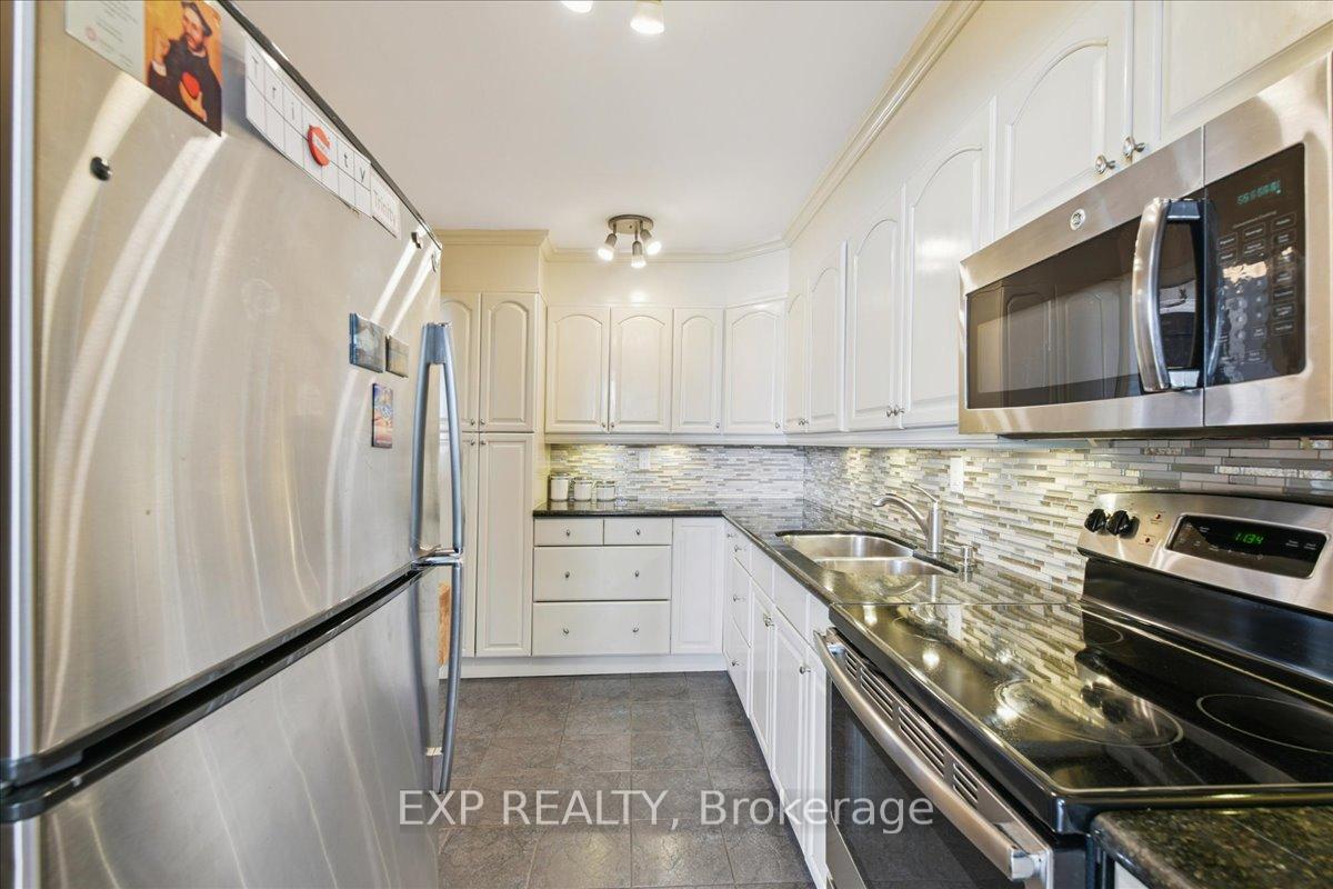 44-longbourne-drive-etobicoke-ontario-w13145378