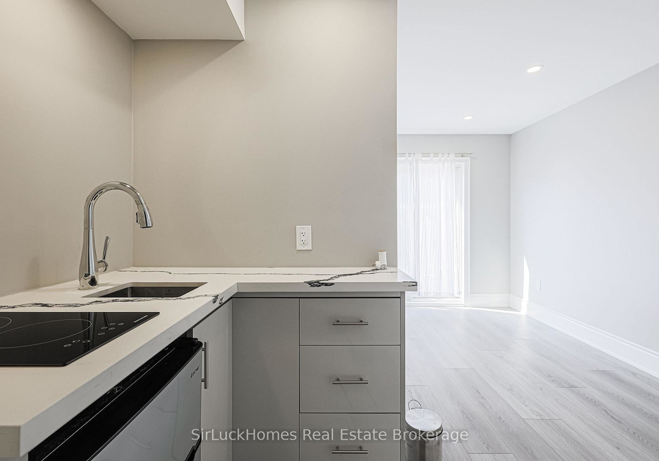 250-richvale-drive-s-brampton-ontario-w13145432