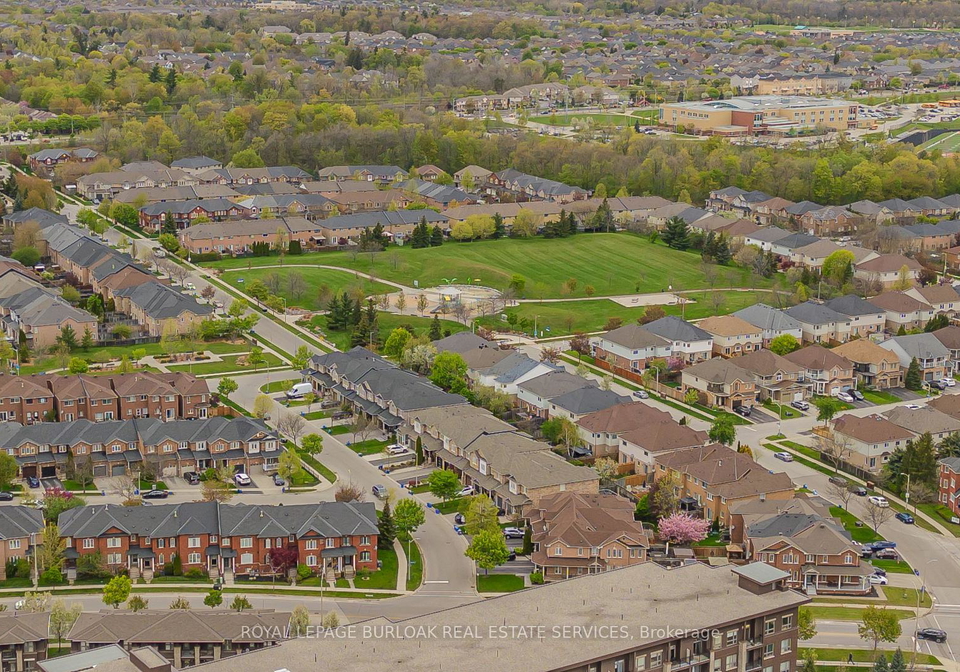 5010-corporate-drive-burlington-ontario-w13145492