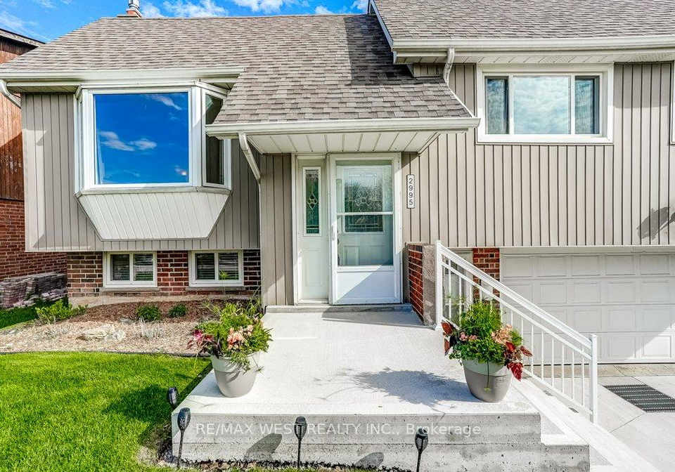 2995-saint-malo-circle-mississauga-ontario-w13145800