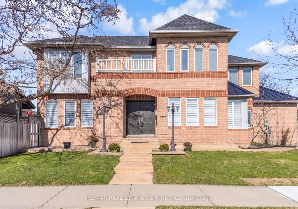 51-pebblestone-circle-brampton-ontario-w13145850